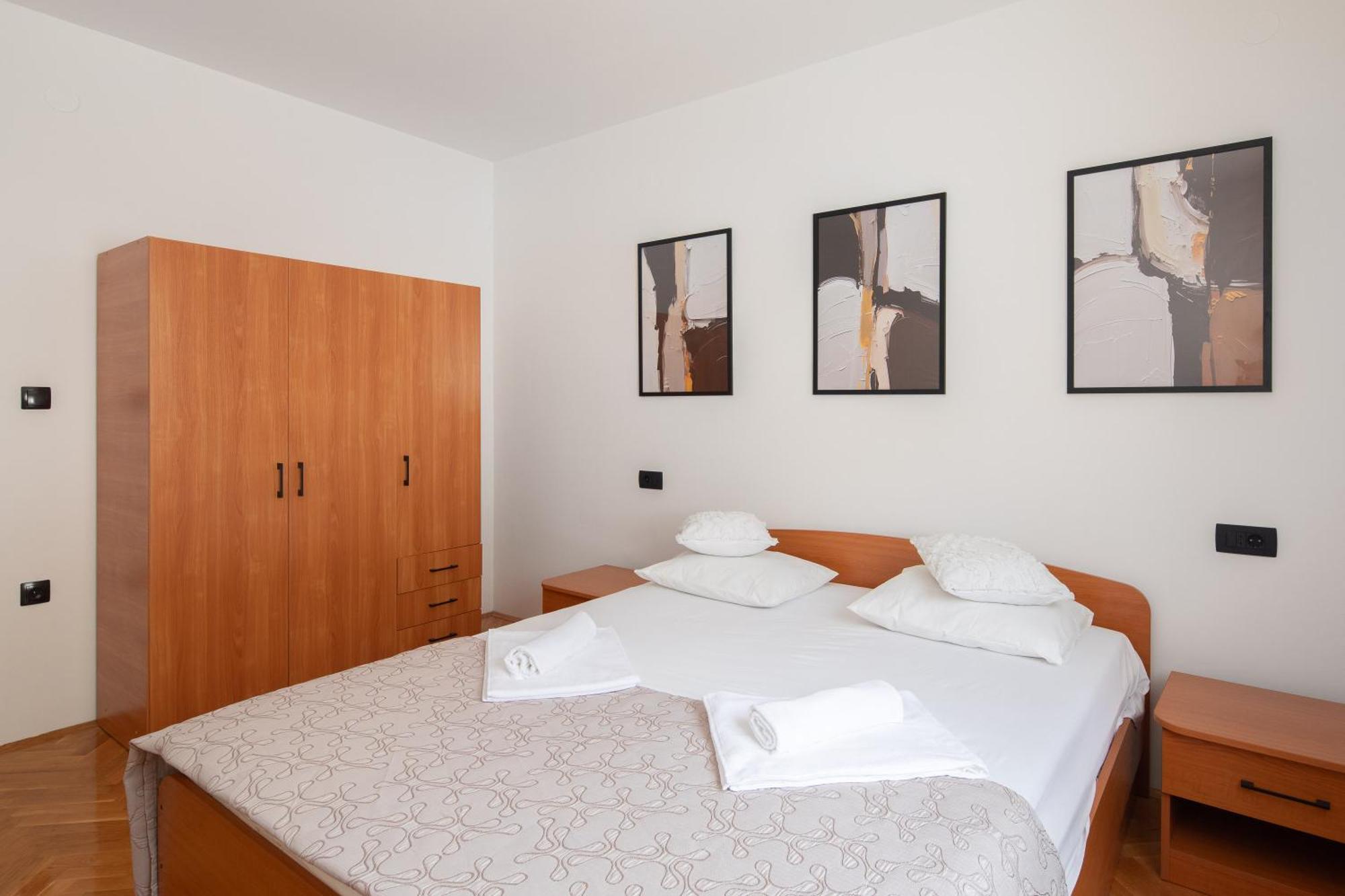 Bella Figura Apartments - Heated Pool Омиш Экстерьер фото
