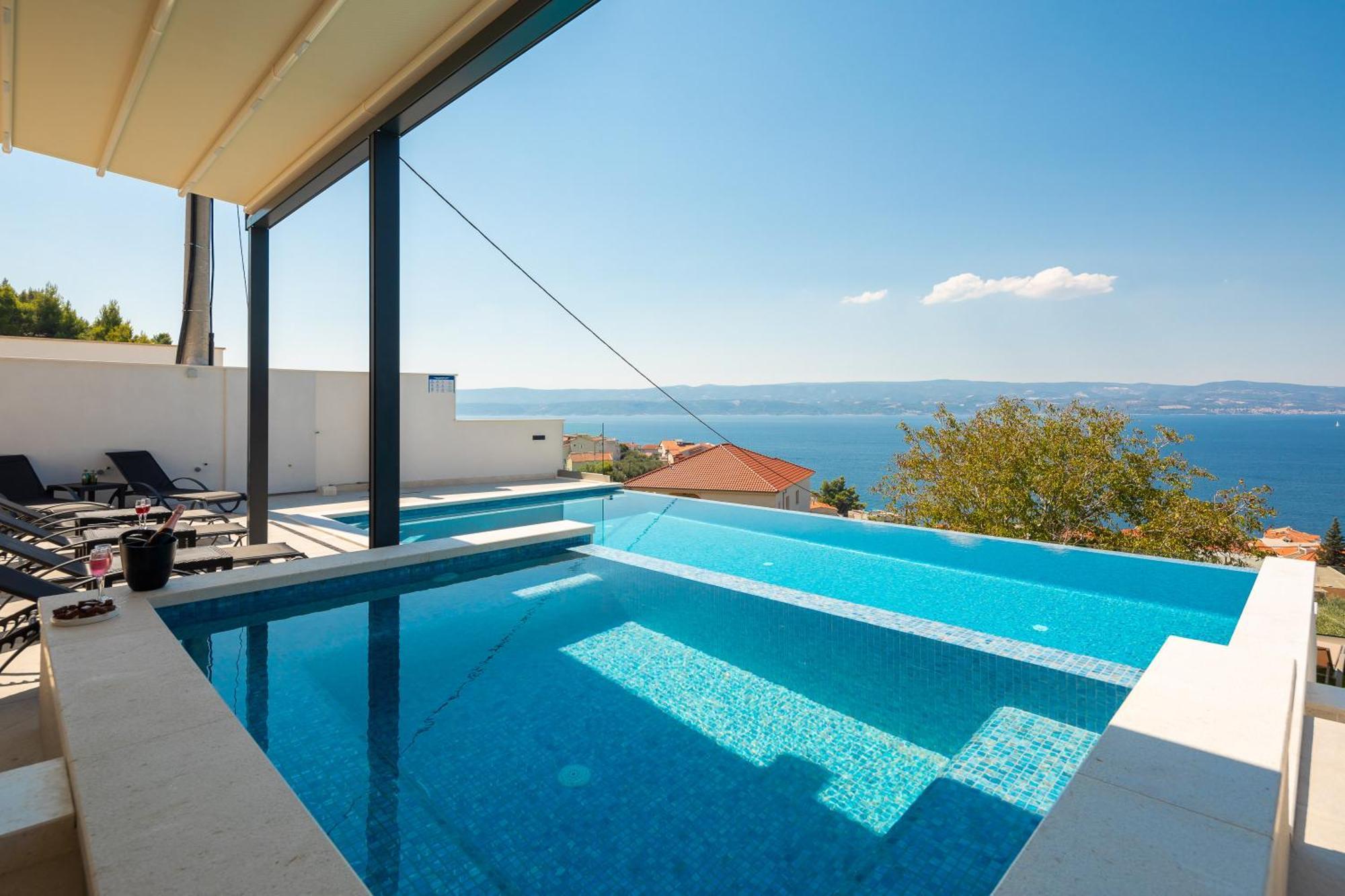 Bella Figura Apartments - Heated Pool Омиш Экстерьер фото